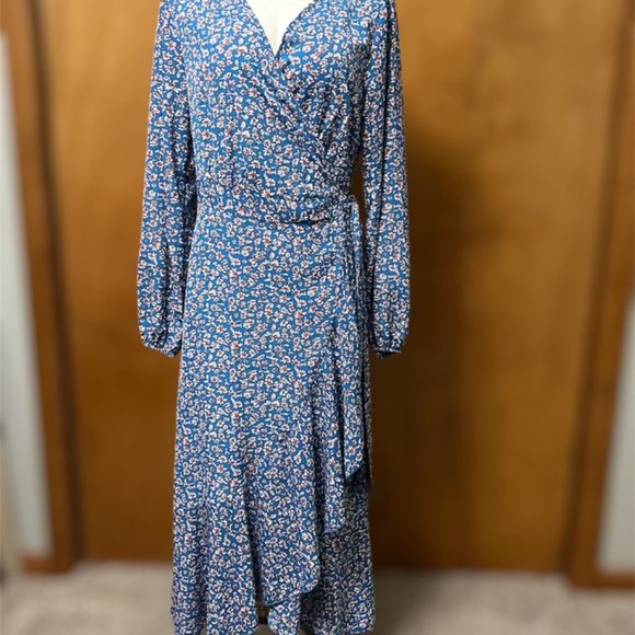 High Low Wrap Dress - Picture 1 of 5